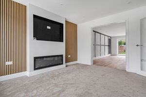 Lounge- click for photo gallery